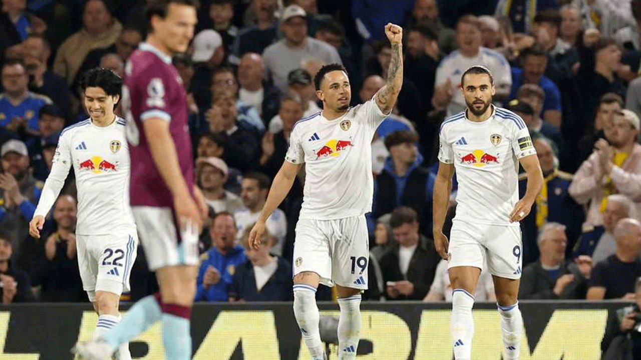 Leeds vuelve a ganar y respira en la pelea por no descender