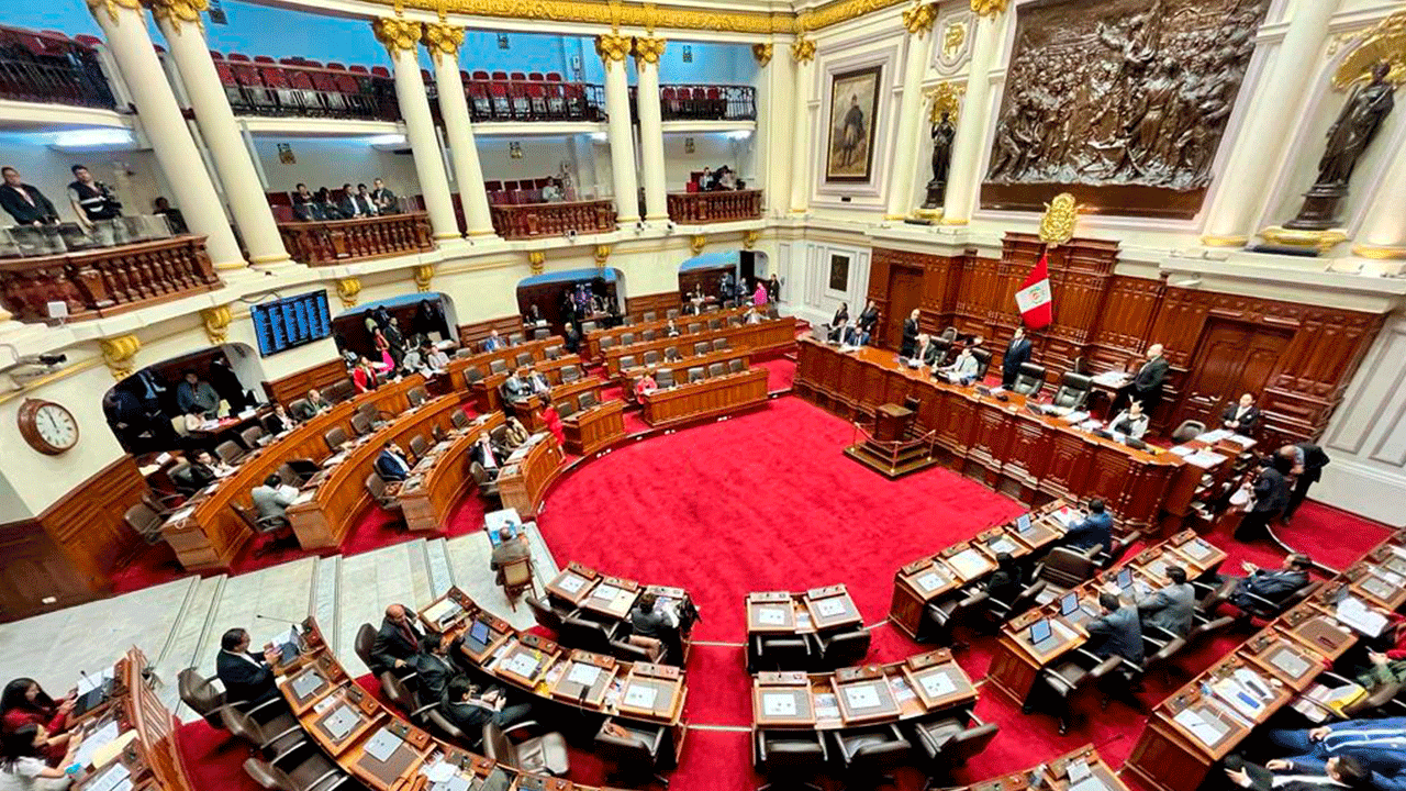 Gabinete ministerial se presenta hoy ante el Congreso para solicitar voto de confianza