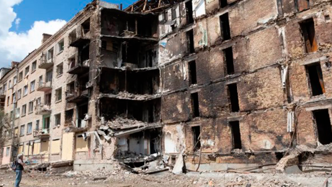 Ataque masivo de Rusia deja al menos 23 muertos y decenas de heridos en Ucrania